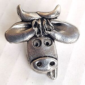 Vintage Cow Tongue Out Lapel Pin Tie Tack Silver Tone Pewter Steer Brooch Farm